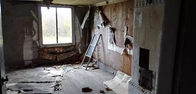 Why Selling a Distressed House Through Traditional Methods Fails in San Jose